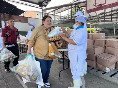 En Rionegro, iniciamos la entrega del Paquete Vacacional Nutricional de junio